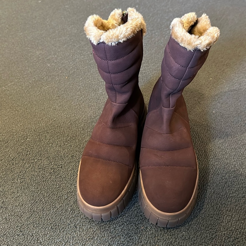 Free people Fable faux fur boot! New!